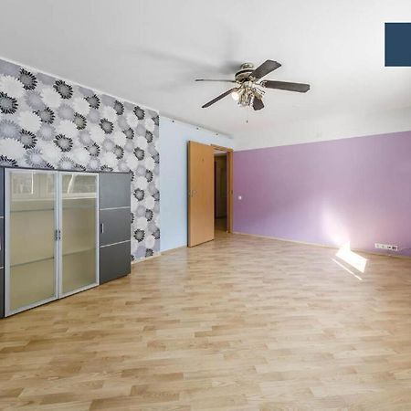 Sunny Apartment Near Bus Station Tallinn Extérieur photo