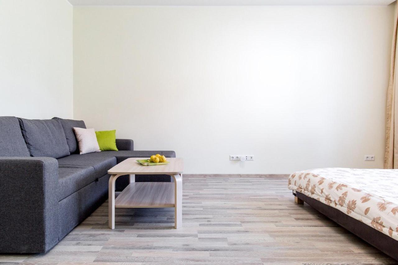 Sunny Apartment Near Bus Station Tallinn Extérieur photo