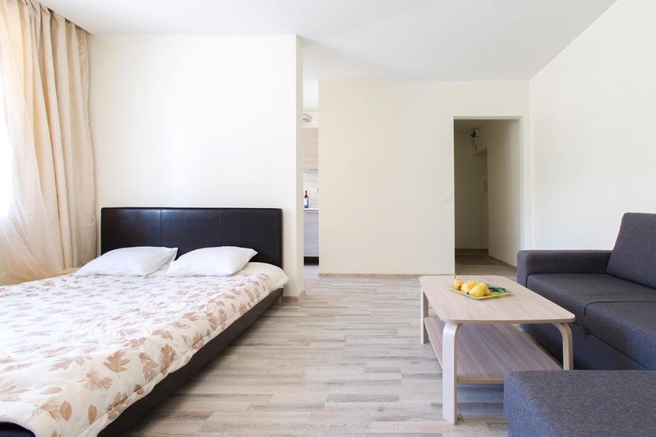 Sunny Apartment Near Bus Station Tallinn Extérieur photo